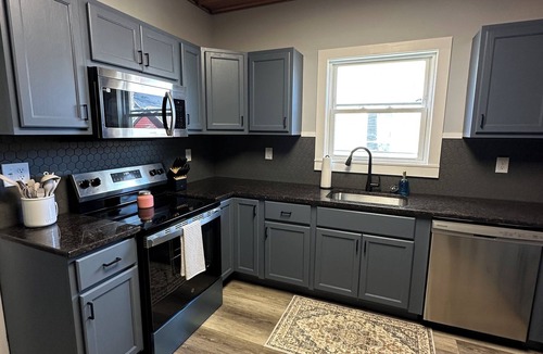 Cortland House | Copper on Woodruff 7BR, 2 Bath and Central Location