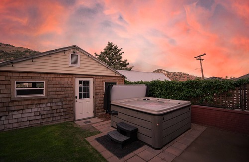 Bisbee House | Copper Queen's Retreat