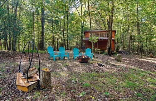 Tellico Plains Cabin | Copper Ridge Log Cabin RV/Boat/Trailer parking