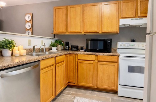 Stillwater House | Copper Ridge RetreatPrivate 2 Bedroom 2Bath Pet Friendly,fenced back yard