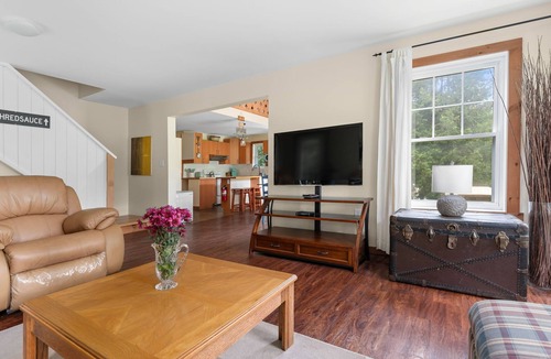 Jeffersonville Ski Chalet | Copper Roof - 3 minutes from Smugglers Ski Mtns