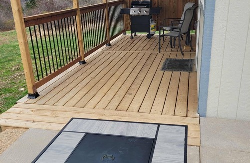 Digby County Cabin | Copper's Cabin - Tiny house - -Minutes to amenities but feels like miles away!