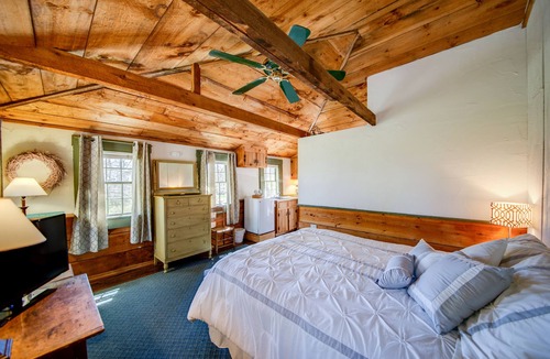 Wellfleet Hotel | Copper Swan