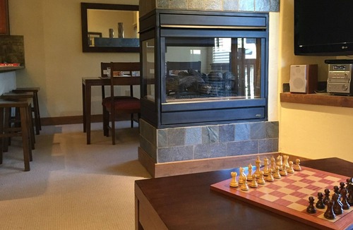 Copper Mountain Village Condo | Copper Village: The Cache at Union Creek - Short Walk to Slopes