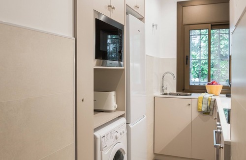 Torrelles de Llobregat Apartment | Coquette apartment 50 meters from the beach