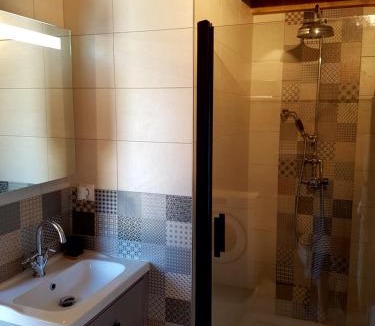 Apremont House | Coquette maison à la campagne avec SPA nage Bizone