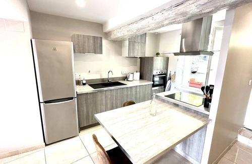 Pechbonnieu House | Coquette Maison Climatisée