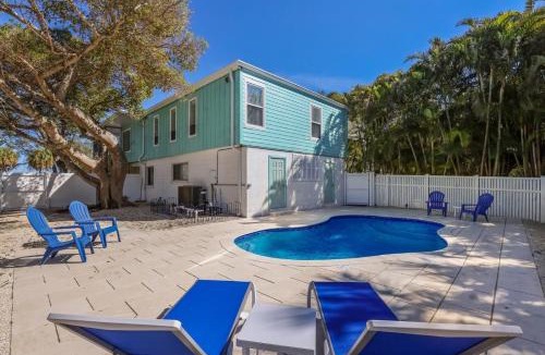 Anna Maria Apartment | Coquina Cottage B home