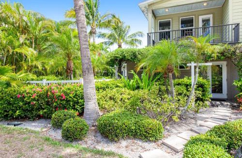Holmes Beach Villa | Coquina Sands
