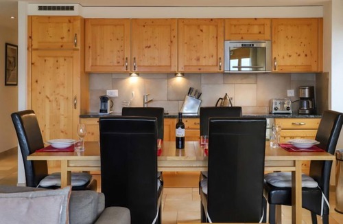 Saint-Pierre-de-Clages Apartment | Cor des Alpes 16 by Interhome