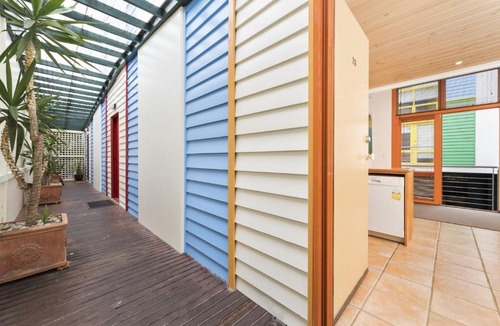 Lorne Apartment | Cora Lynn 26