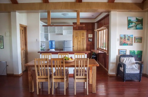Kahuku Cottage | Coral Cottage - Beachfront!