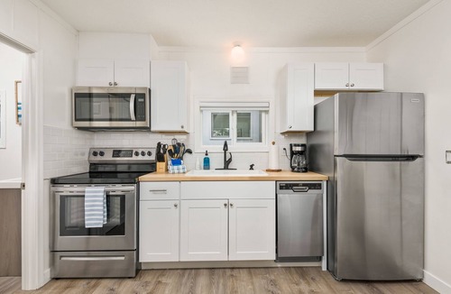 Rockaway Beach House | Coral Cottage Unit #3: Walk to Beach, Pet Friendly