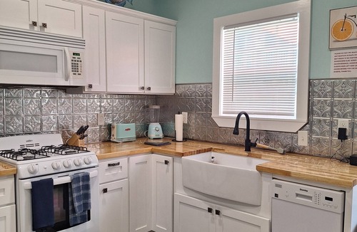 Galveston Cottage | Coral Cottage