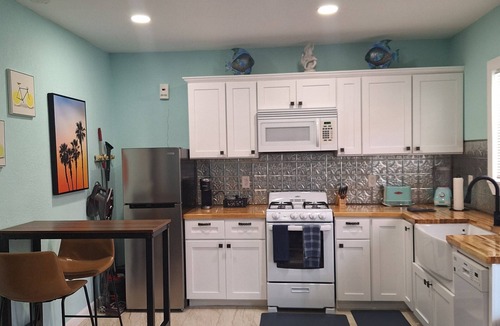 Galveston Cottage | Coral Cottage