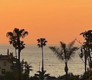Ocean Beach House | Coral Cottage