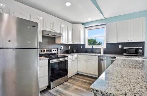 Pine Island House | Coral Cottage