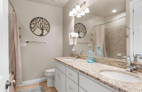 Washington Apartment | Coral Escape
