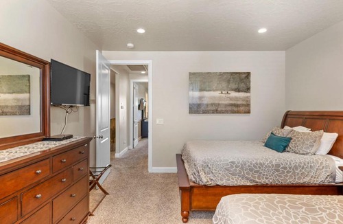 Washington Apartment | Coral Escape