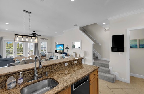 Marathon House | Coral Lagoon~Discounted winter Rates ~please read description~ SLIP INCLUDED