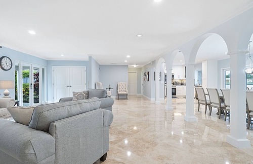 Central Corals House | Coral Lake Hidden Oasis w/Heated Pool A+ Location
