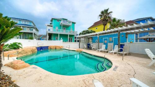 Sand Point House | Coral Reef by AvantStay