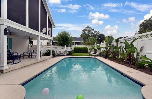 Saint Simons Heights House | Coral Reef Cottage