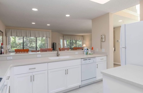 Shipyard Plantation House | Coral Reef Resort