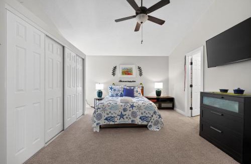Doctors Inlet House | Coral Reef Retreat