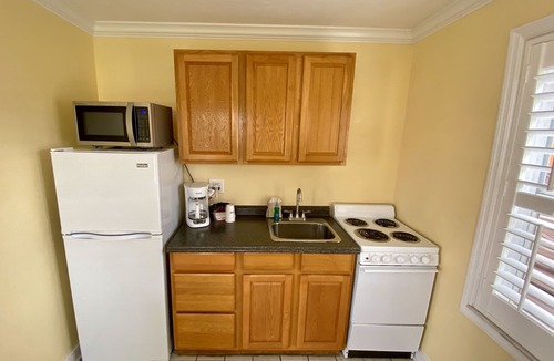 Ormond Beach Hotel | Coral Sands Inn