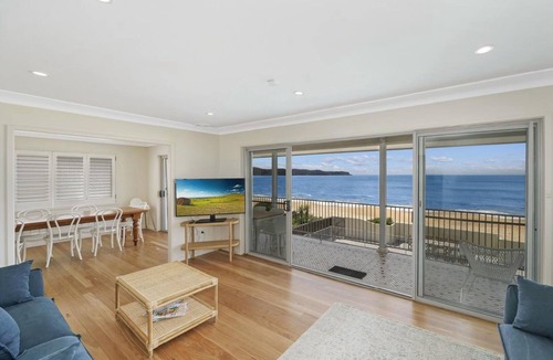 Pearl Beach House | CORAL SEA - WATERFRONT PEARL BEACH