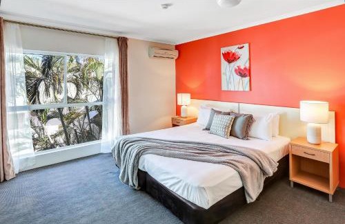 Cairns Central Business District Hotel | Coral Tree Inn