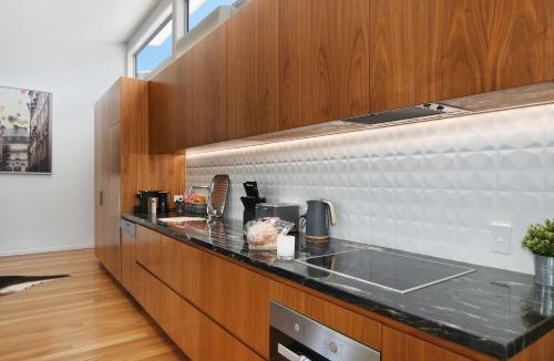 Maleny House | Coral Villa