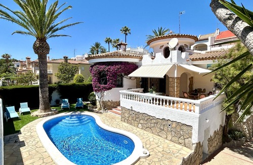 Miami Platja Villa | CORAL Villa piscina privada, jardín, Wifi gratis