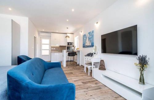 Pomena Apartment | Corallium Blue