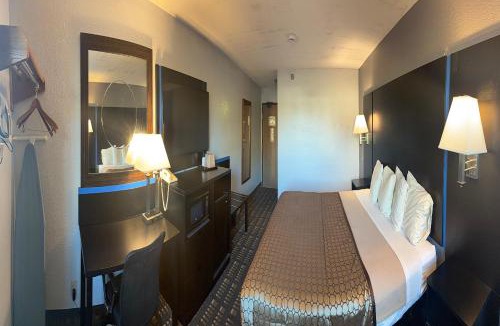 Stillwater Hotel | Coratel Inn and Suites by Jasper Stillwater