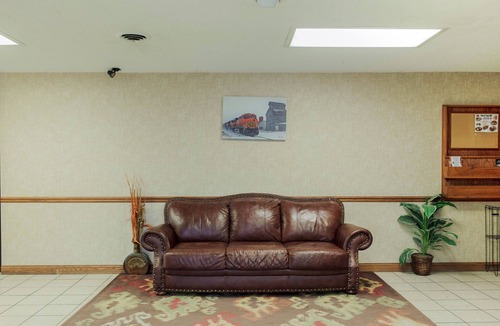 McCook Hotel | Coratel Inn & Suites By Jasper McCook