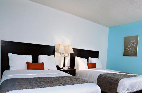 Newton Hotel | Coratel Inn & Suites by Jasper Newton
