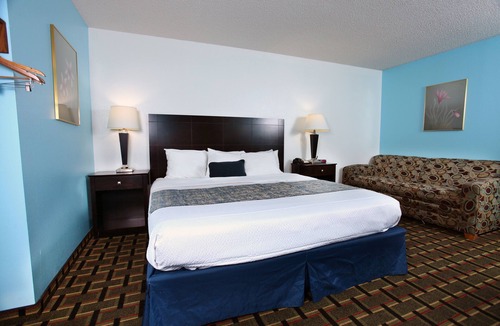 Newton Hotel | Coratel Inn & Suites By Jasper Newton