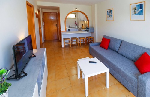 Salou City Centre Apartment | CORDOBA HomeStay By Turismar