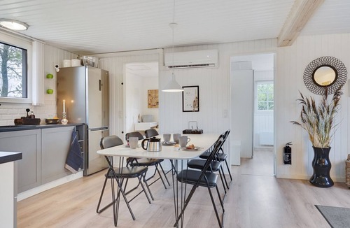 Nordost House | "Corina" - 100m from the sea by Interhome