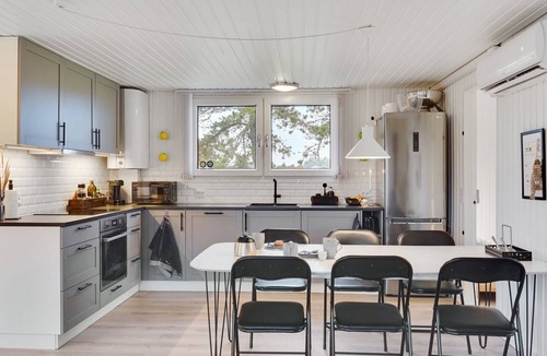 Nordost House | "Corina" - 100m from the sea by Interhome