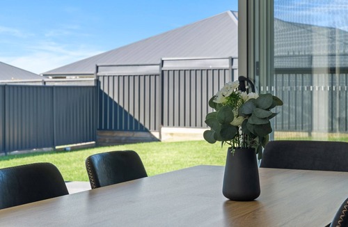 Nulkaba House | Cork & Vine on Coolalta - A Cellar Door Escape