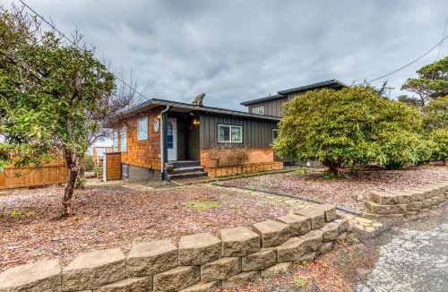 Seal Rock House | Cormorant's Crest