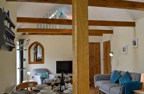 Heathfield House | Cornbrash Farm Cottage