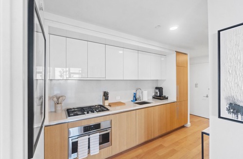 Hell's Kitchen Apartment | Corner 1BR Skyline and River Views Floor to Ceiling Windows Walk to Times Sq