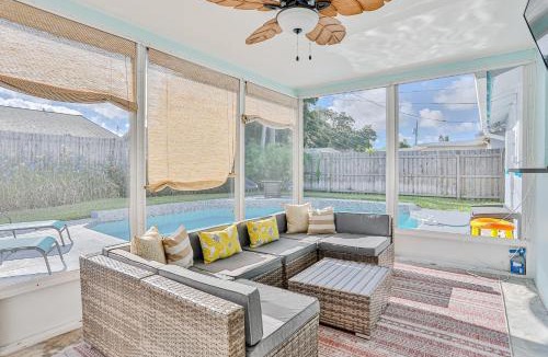 Largo House | Corner By The Coast