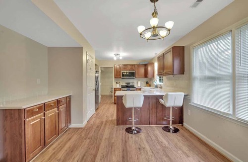 Wessex Square House | Corner Chateau
