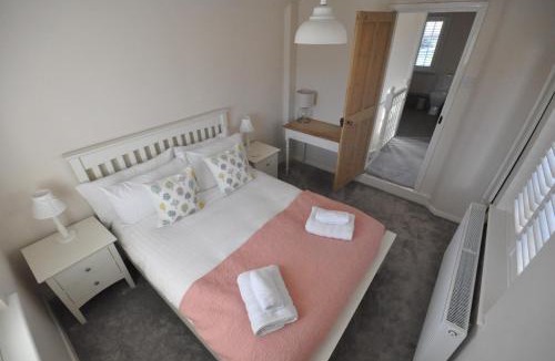 Landbeach House | Corner Cottage