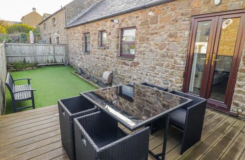 St Brides House | Corner Cottage